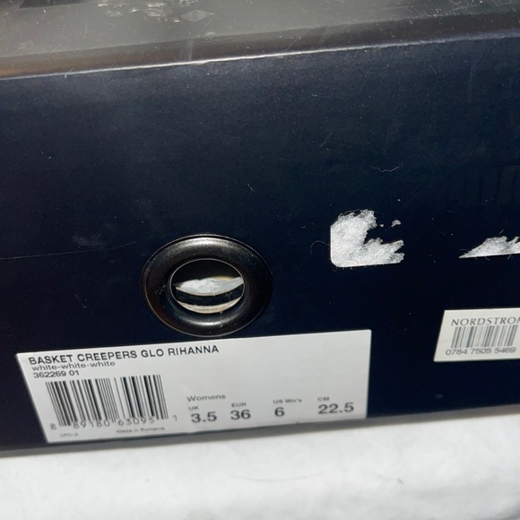 All white used Rihanna fenty pumas - Picture 6 of 7